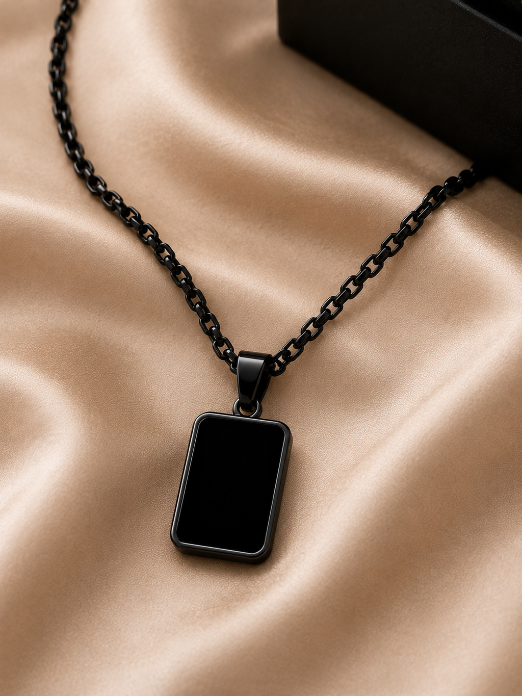 Main Character Gift Set – Watch, Bracelet, Necklace & 3 Rings